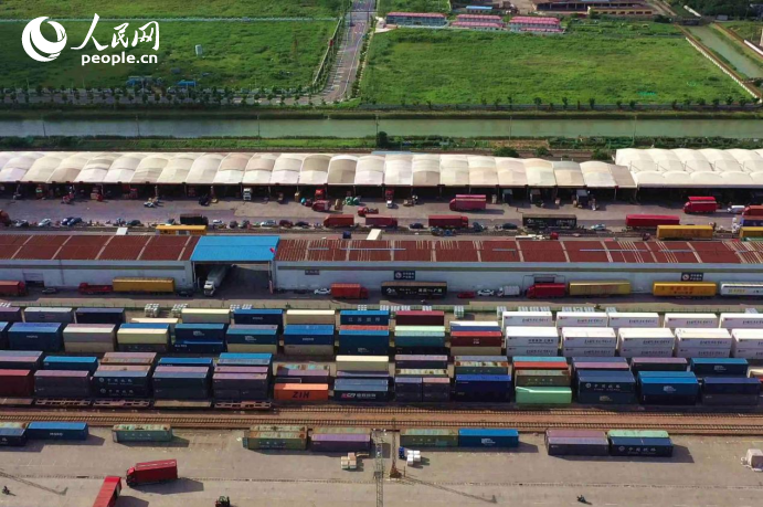 С?з Еуразияны аралап ж?рген ?Болат т?йе керуен?н? к?рд???з бе?