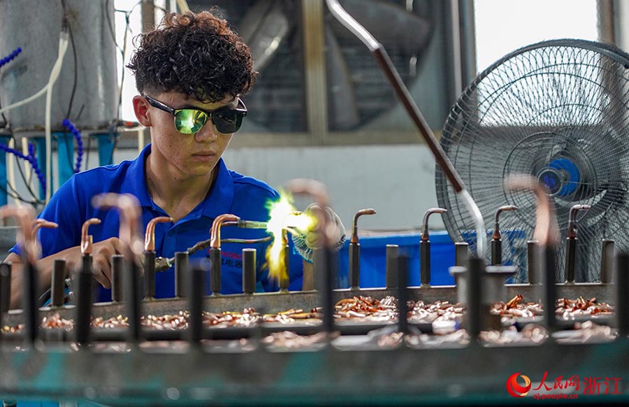 ?Б?р белдеу, б?р жол? бойында?ы елдер мен айма?тарды? тапсырысы ?ауырт ?нд?р?л?п жатыр