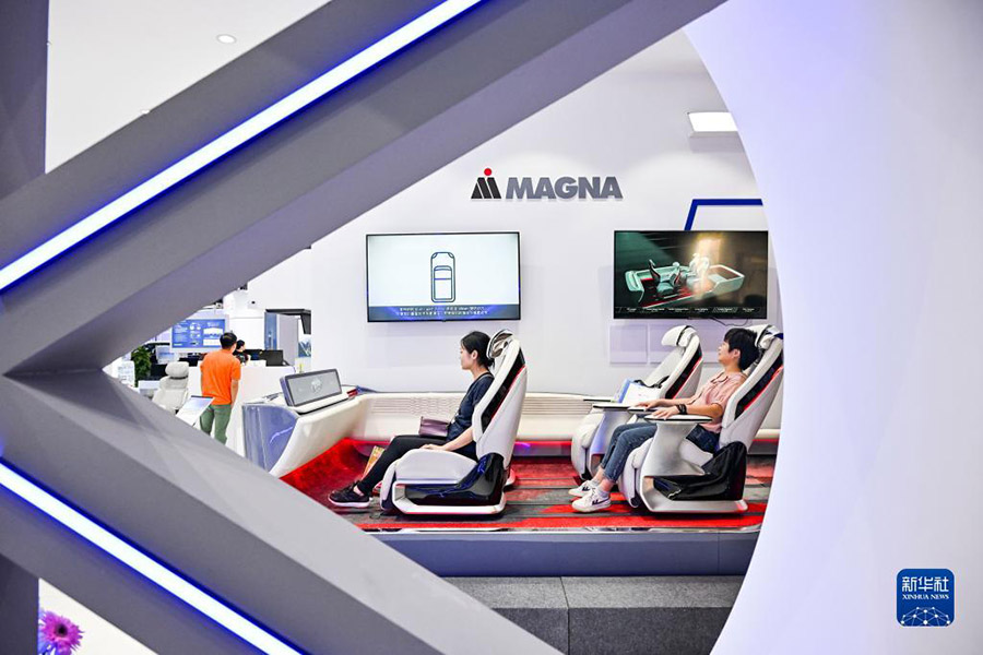 2023 ?ытай Халы?аралы? зияткерл?к индустрия к?рмес?нде 200 миллиард юаньнан асатын 84 ?р? жоба?а ?ол ?ойылды