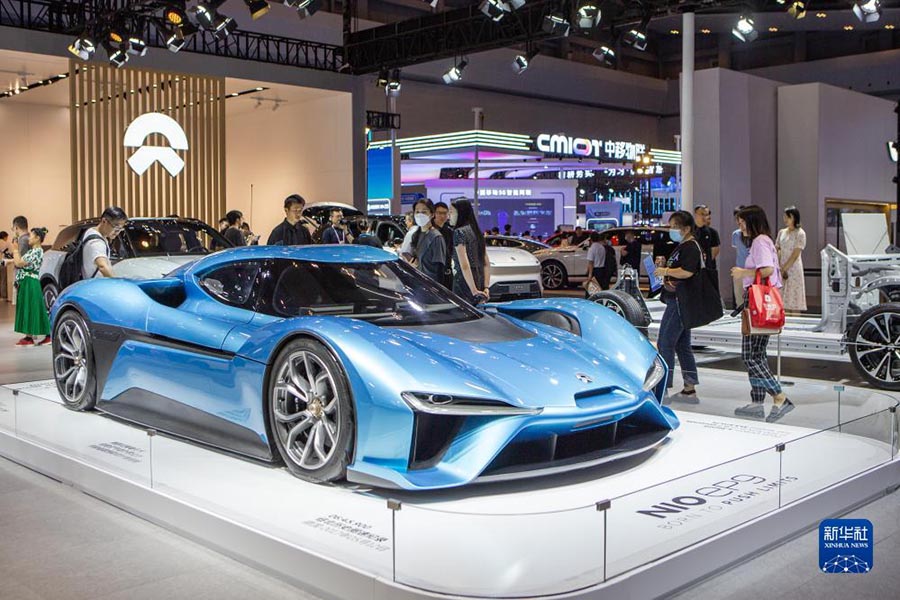 2023 ?ытай Халы?аралы? зияткерл?к индустрия к?рмес?нде 200 миллиард юаньнан асатын 84 ?р? жоба?а ?ол ?ойылды