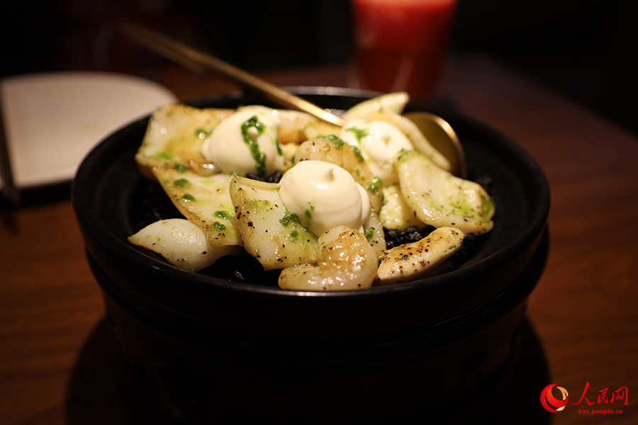 Азия ойындары ?тет?н Ханчжоу ?аласыны? та?амдары