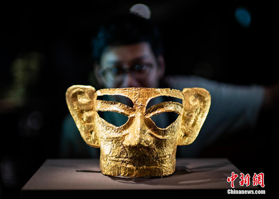 Сянганда?ы Гугун м?дени м?ражайы ?Саньсиндуймен бетпе-бет? атты арнайы к?рме ?тк?зд?