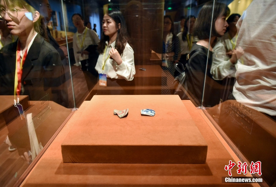 ?Б?р белдеу, б?р жол? м?дени ж?д?гер ж?не археологиялы? ынтыма?тасты? к?рмес? Бейж??дег? Гугун м?ражайында ашылды