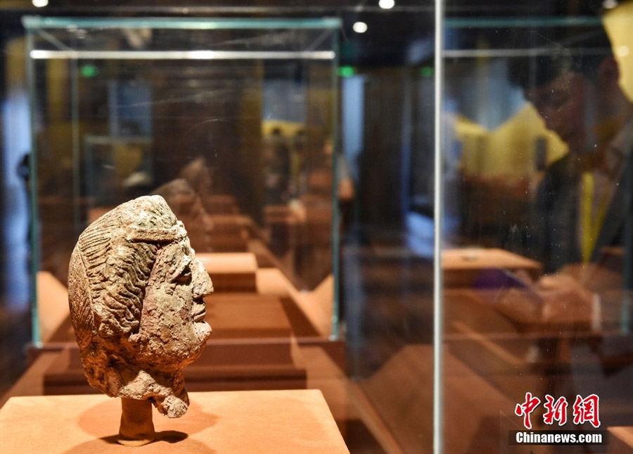 ?Б?р белдеу, б?р жол? м?дени ж?д?гер ж?не археологиялы? ынтыма?тасты? к?рмес? Бейж??дег? Гугун м?ражайында ашылды