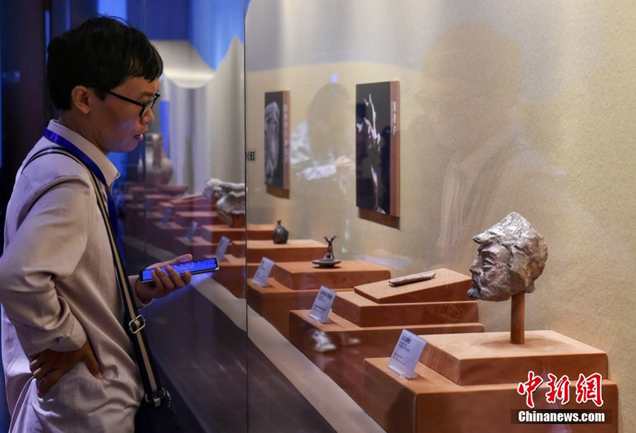 ?Б?р белдеу, б?р жол? м?дени ж?д?гер ж?не археологиялы? ынтыма?тасты? к?рмес? Бейж??дег? Гугун м?ражайында ашылды