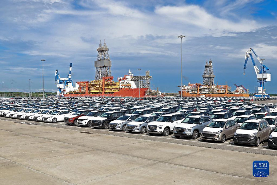 ?Б?р белдеу, б?р жолды?? он жылды?ы: порт ??рылысы ж?не ынтыма?тасты?ты? жа?а м?мк?нд?ктер?