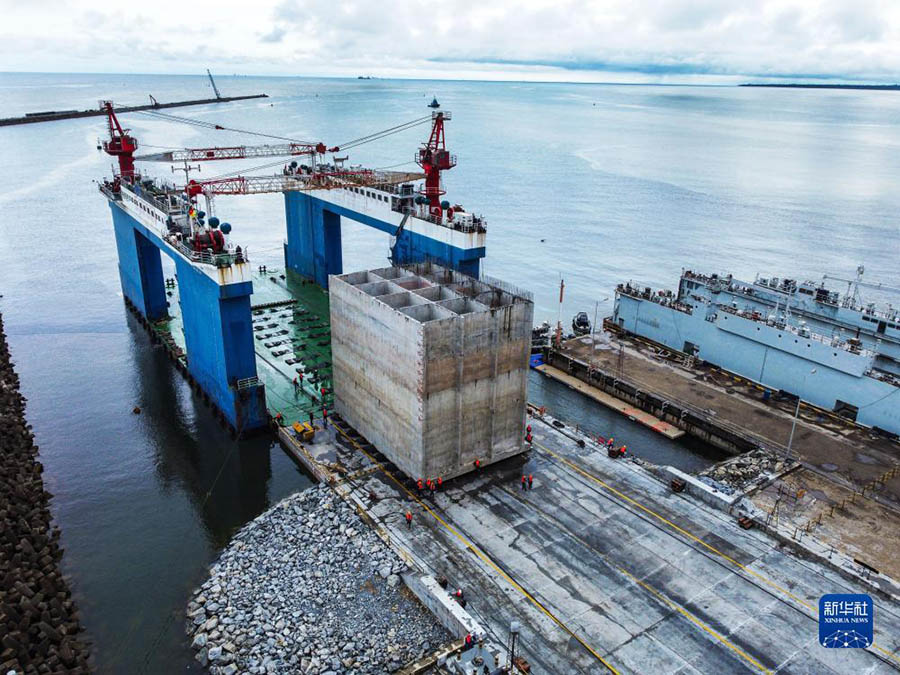 ?Б?р белдеу, б?р жолды?? он жылды?ы: порт ??рылысы ж?не ынтыма?тасты?ты? жа?а м?мк?нд?ктер?