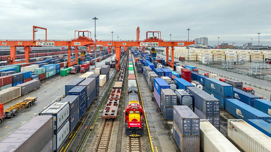 Чэнду, Сычуань: ?Вьетнам – Чэнду - Еуропа Экспресс? пойызы ал?аш рет жол?а шы?ты