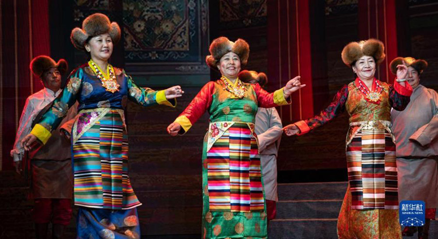 Лхаса, Тибет: Чунян мерекес?не орай арнайы ?ойылым ?йымдастырылды