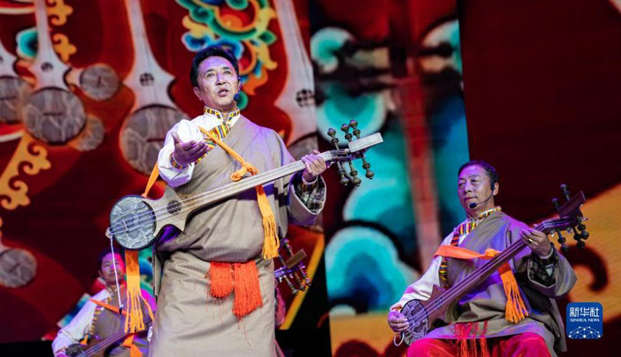 Лхаса, Тибет: Чунян мерекес?не орай арнайы ?ойылым ?йымдастырылды