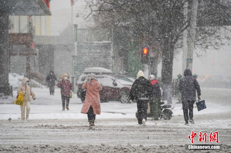 Харбиньда биыл?ы ал?аш?ы ?арлы боран со?ты