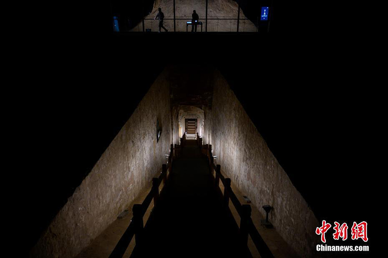 Тайюань Бэйци ?абыр?а суреттер? м?ражайына бары?ыз