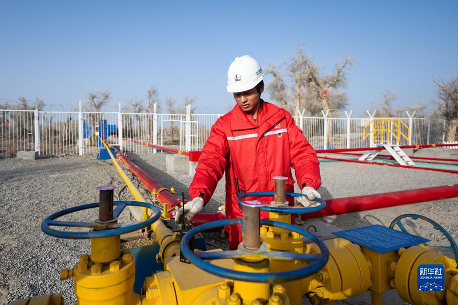 Ел?м?з ??рлы?та?ы е? тере? ???ыма бойынша Азия рекордын орнатты