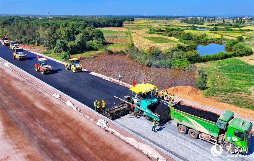 Дунсян, Цзянси: Ауыл?а апаратын жол