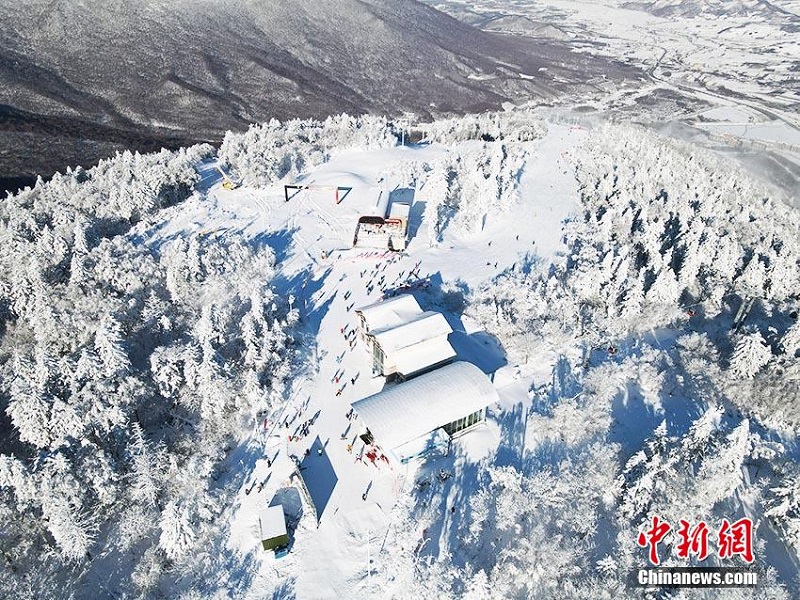 Цзилиньдег? Бэйдахуды? ?ыс?ы келбет?