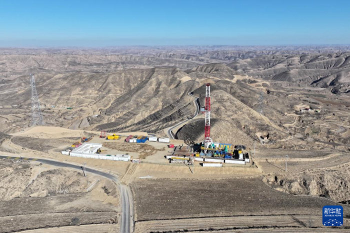 ?ытайда к?лем? 100 миллион тоннадан асатын ?р? м?най кен орны табылды