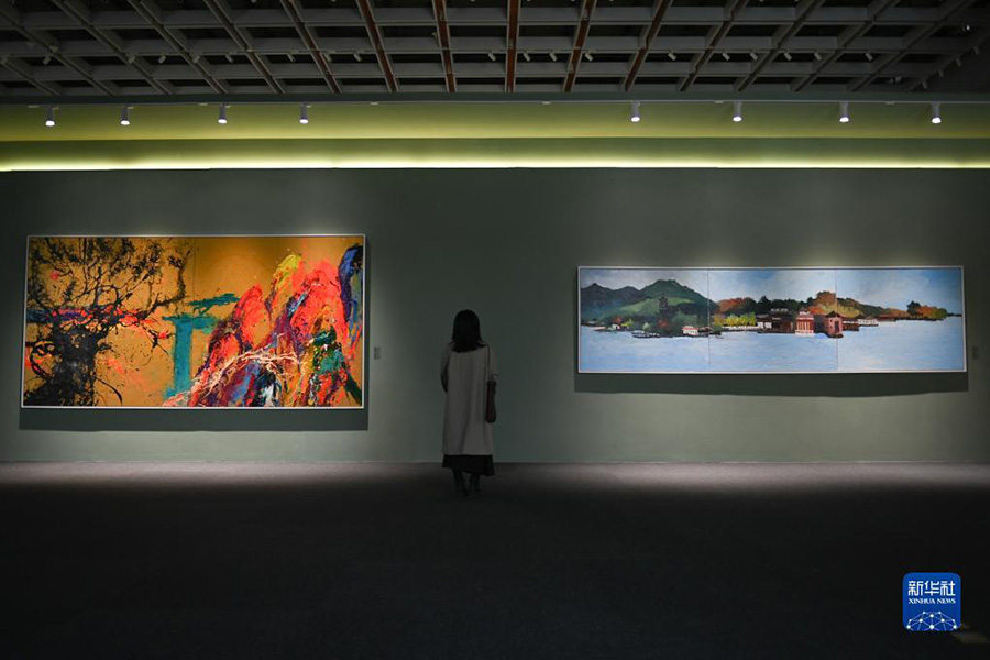 Ханчжоуда ?Ж?бек жолында?ы ?нер то?ысы? атты шы?армашылы? к?рмес? ашылды