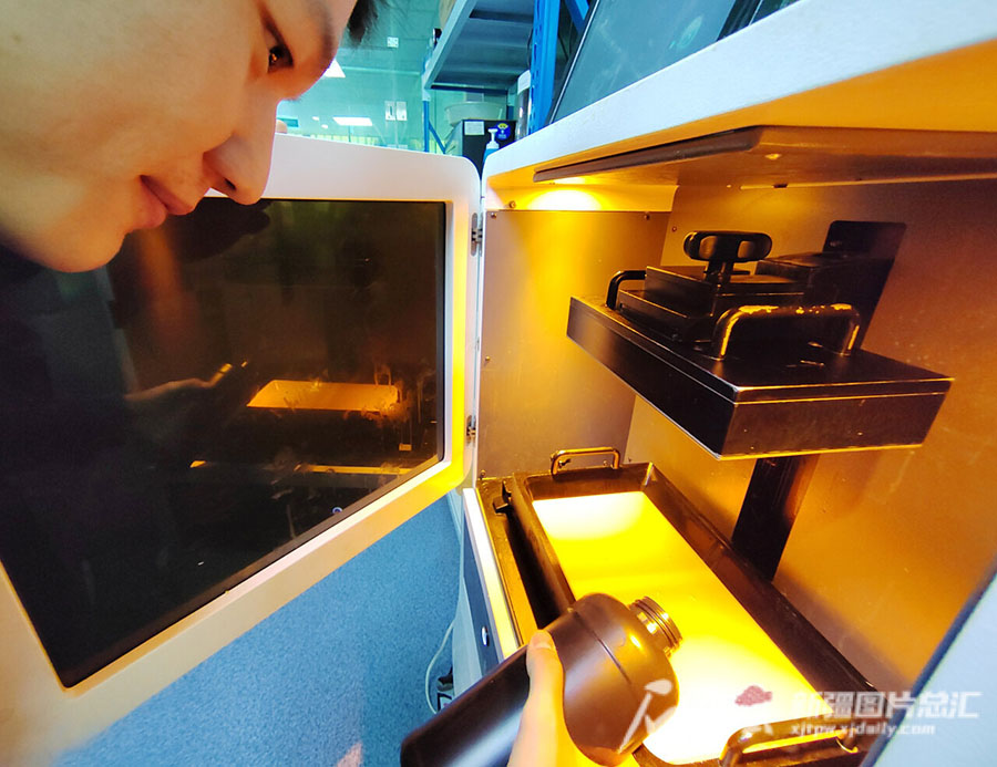 Шы?жа?ны? ерк?н сауда айма?ында?ы протез ?нд?руш?лер?н?? тапсырыстары халы?аралы? нары??а экспортталады