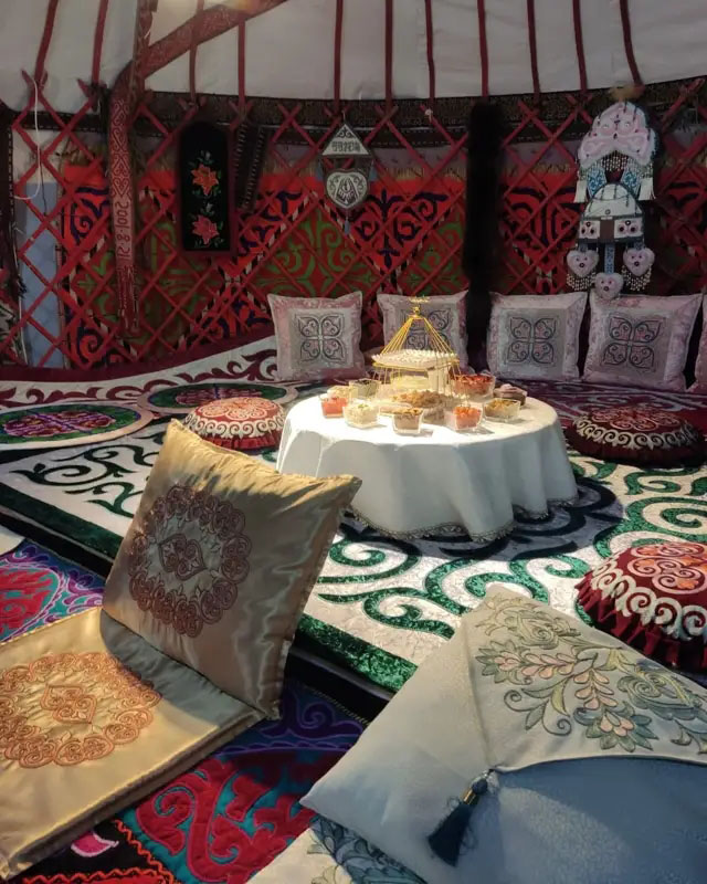 ?ытайда ?аза? ?ол?нер шеберлер?не ?андай ?олдау бар