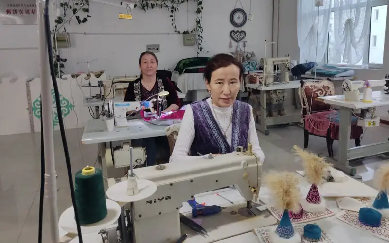 ?ытайда ?аза? ?ол?нер шеберлер?не ?андай ?олдау бар