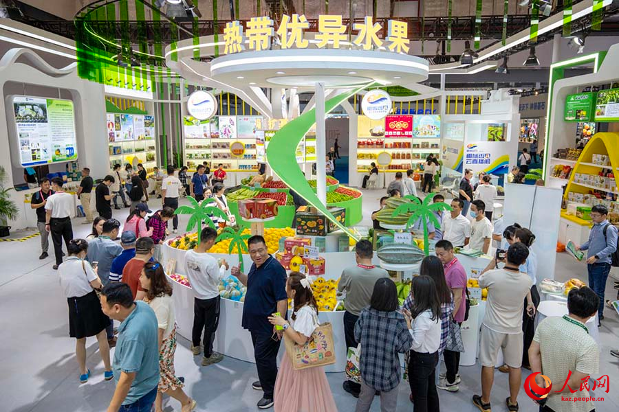 2023 жыл?ы ?ытай тропикалы? ауылшаруашылы? ?н?мдер?н?? халы?аралы? ?ыс?ы ж?рме?кес? Хайкоуда ?тт?