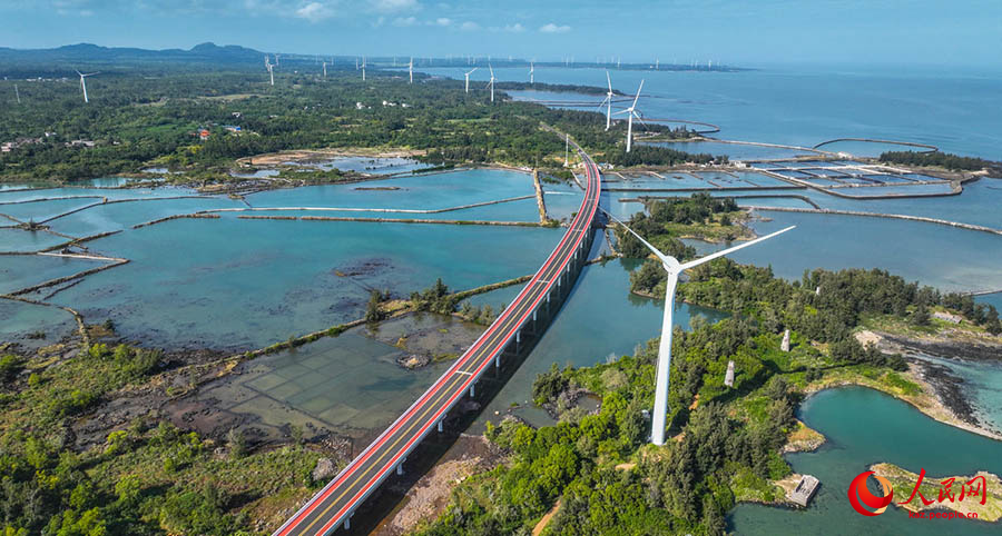 Хайнань аралыны? айналма турист?к магистрал? к?л?к ?оз?алысына ашылды