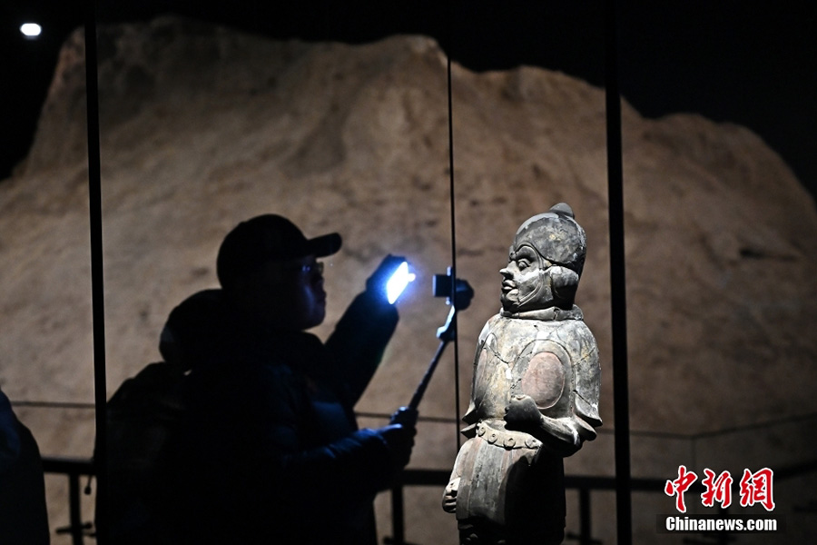 Тайюанда Солт?ст?к Ци ?абыр?а сурет м?ражайы ашылды