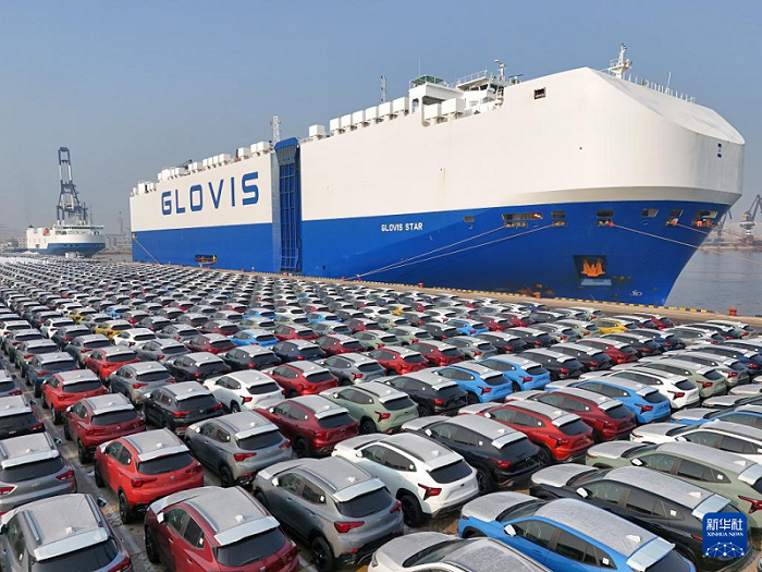 ?ытай порттарында тауар тасымалы ?арбалас ж?р?п жатыр