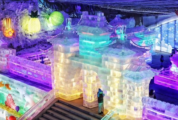 Бейж??де 38-?нш? ?ар-м?з, м?з шамдары карнавалы ?тт?