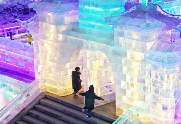 Бейж??де 38-?нш? ?ар-м?з, м?з шамдары карнавалы ?тт?