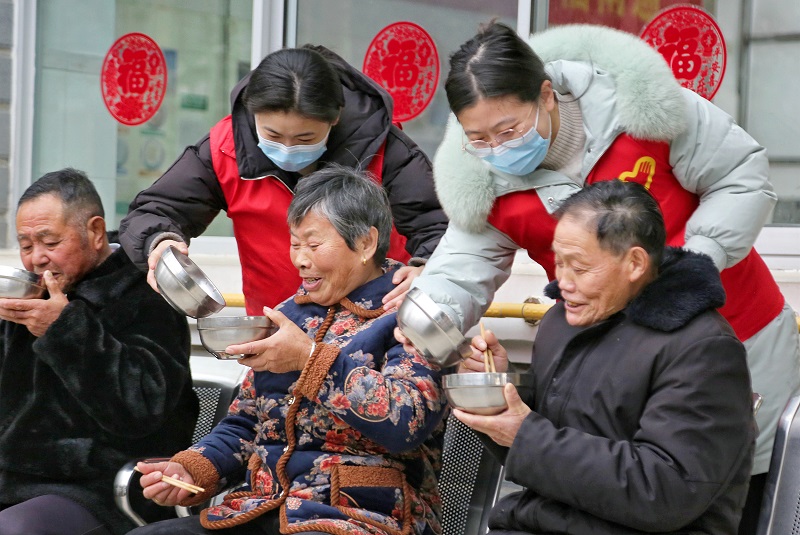 Жа?а жылды? д?м? Лаба к?жеден басталады