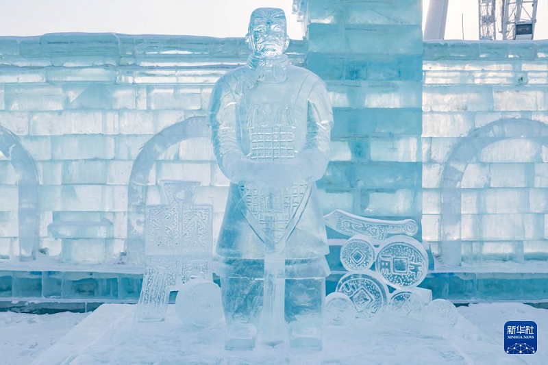 ?ар-м?з ?лем?нде ?м?здан жасал?ан терракоталы? жауынгерлер мен жыл?ылар? пайда болды