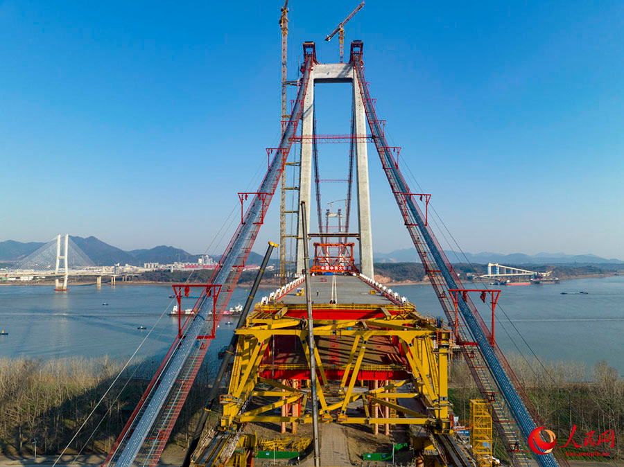 Тунлин, Аньхой: G3 Тунлин тем?ржол-тасжол к?п?р?н?? ??рылысы ?ар?ынды ж?р?п жатыр