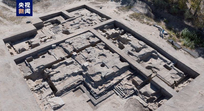 ?шк? Мо???л Балинь аума?ында?ы Ляо патшалы?ы ордасыны? о?т?ст?г?ндег? архитектуралы? ж?рты