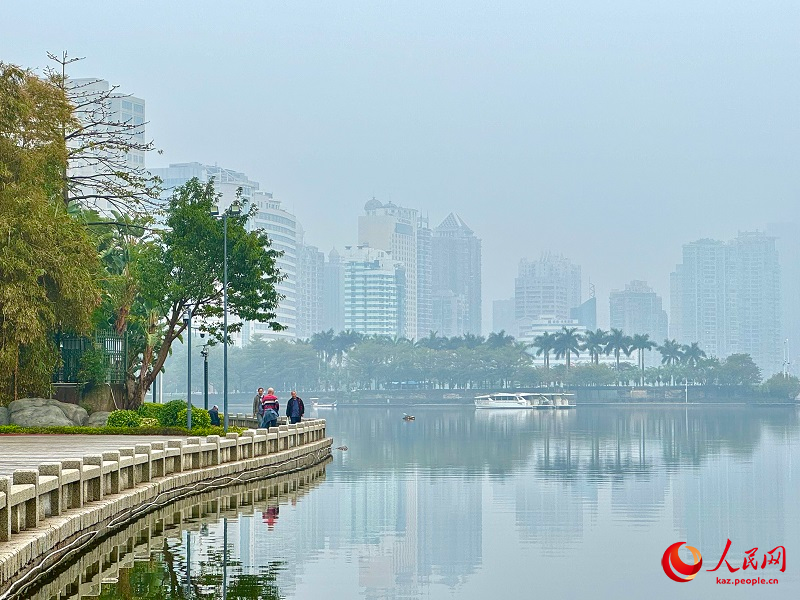 Б?лт ??ша?ында?ы Юньдан к?л? ертег? ?лем?не ??сайды