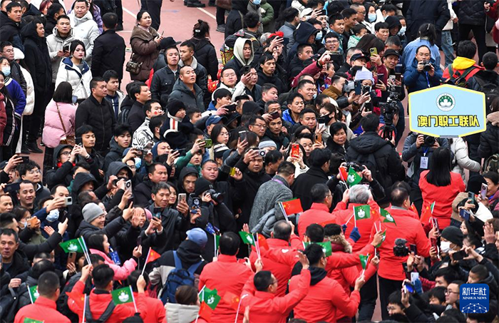 Гуйчжоуда ?Ауыл футболыны? лигасы, ауыл кеш?? ?тт?