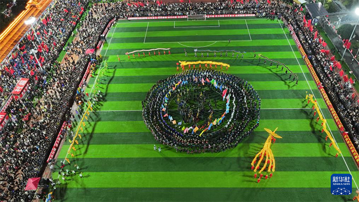 Гуйчжоуда ?Ауыл футболыны? лигасы, ауыл кеш?? ?тт?