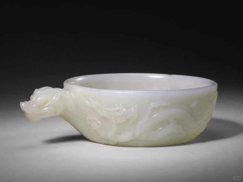 Бейж??дег? Гугон м?ражайында са?тал?ан а? ?астастан жасал?ан айда?ар формалы ара? ??й?ыш (Юань ?улет?).