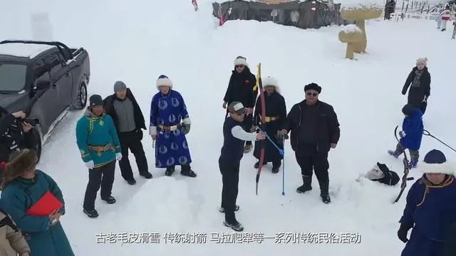 ?омда?ы халы?ты? салт-д?ст?р ?ыс?ы туристерге жа?а жылды? ?згеше леб?н сезд?рд?