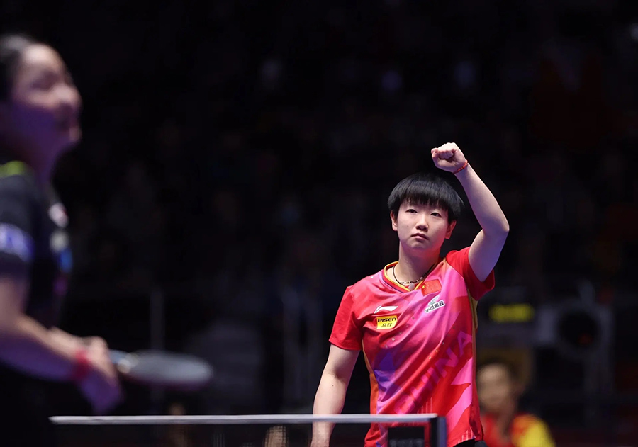 ?стел Теннис?нен 2024 жыл?ы ?лем чемпионатында ?ытай ерлер ??рамасы мен ?йелдер ??рамасы ?ос же??ске ?ол жетк?зд?