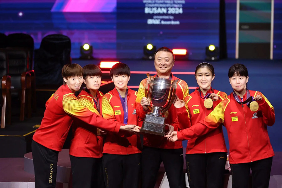 ?стел Теннис?нен 2024 жыл?ы ?лем чемпионатында ?ытай ерлер ??рамасы мен ?йелдер ??рамасы ?ос же??ске ?ол жетк?зд?