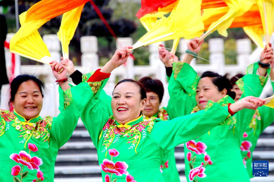 Халы?аралы? ?йелдер мерекес?н ?арсы алу?а арнал?ан т?рл?-т?ст? ?с-шаралар