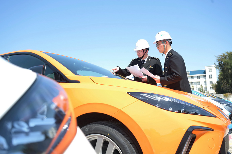 Фуцзянь: Б?р рейспен к?л?ктерд?? е? к?п экспорты орындалды