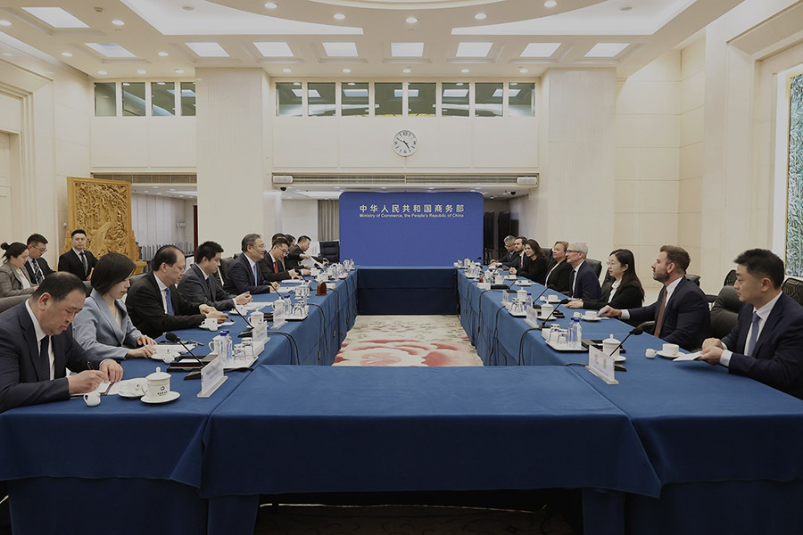 Сауда министр? Ван Вэньтао Apple компаниясыны? бас директоры Кукпен кездест?