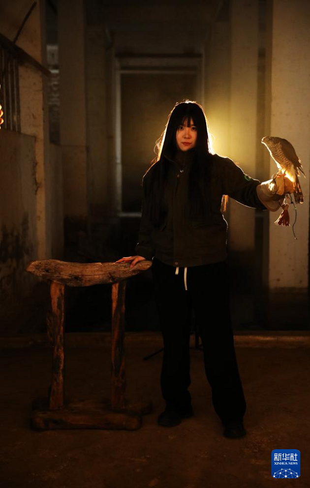 Жырт?ыш ??старды о?алту маманы Мэн Де: Мен?? а?сарым аспан?а ауады