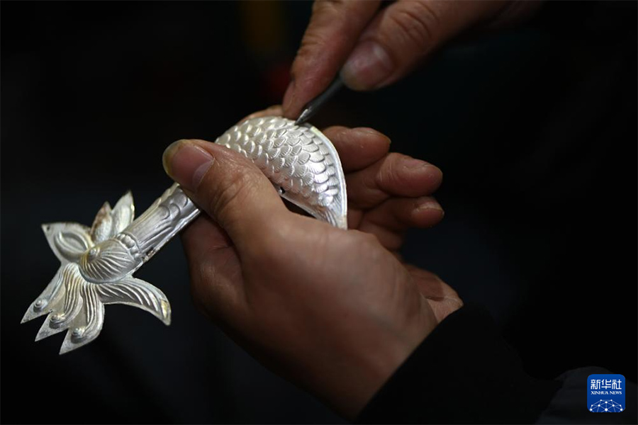 ??нды этникалы? ?шекей - Мяо к?м?с?