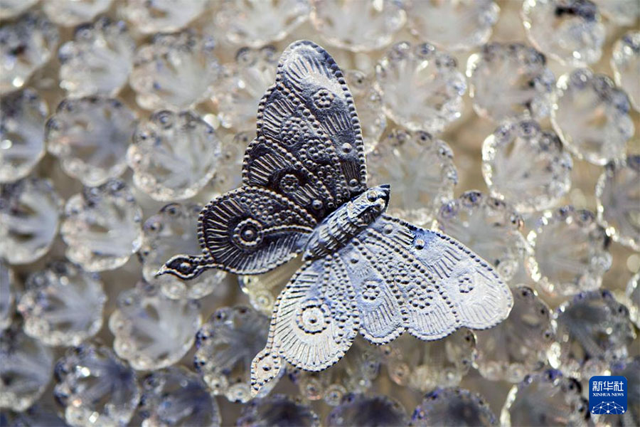 ??нды этникалы? ?шекей - Мяо к?м?с?