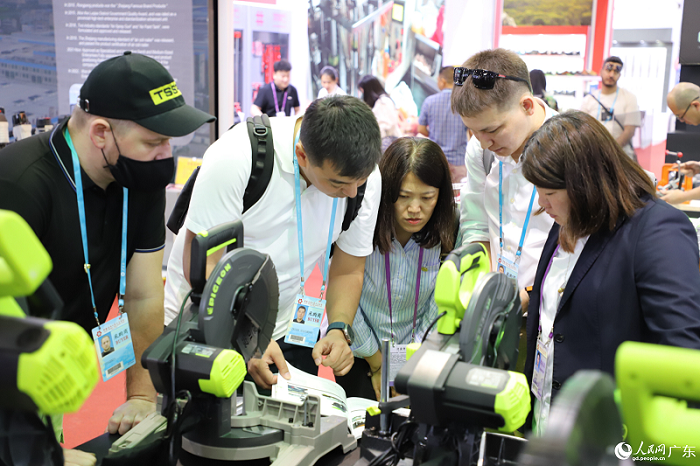 ?ытайды? 135-?нш? импорт ж?не экспорт ж?рме?кес? ашылды