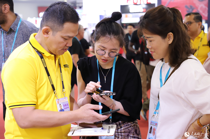 ?ытайды? 135-?нш? импорт ж?не экспорт ж?рме?кес? ашылды