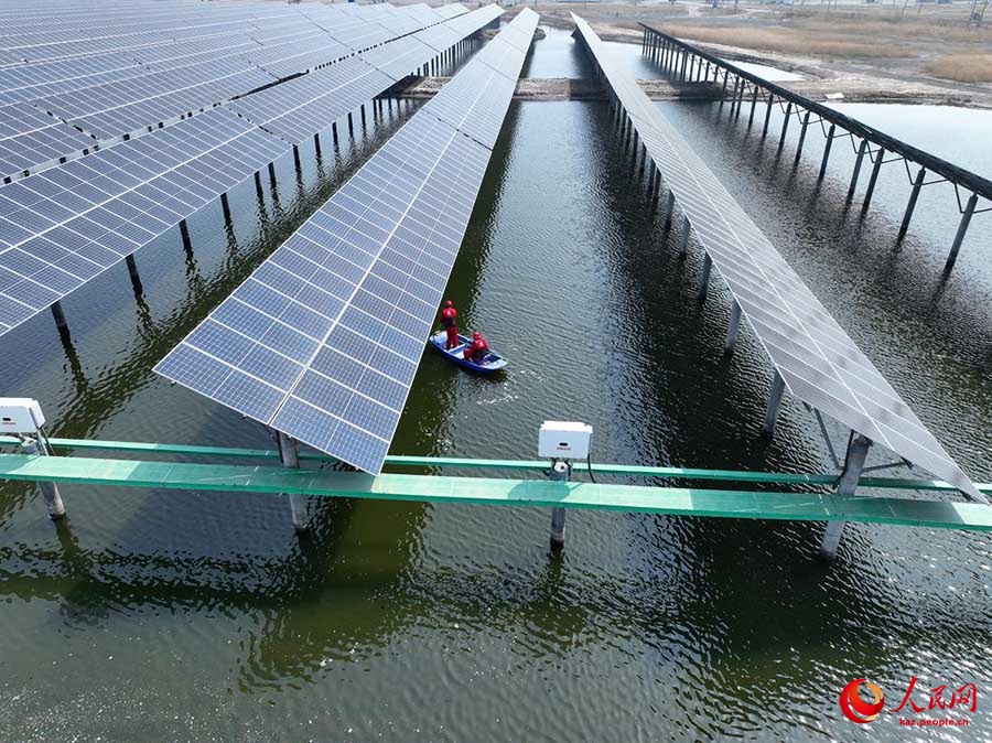 Таншань, Хэбэй: Су ?ст?ндег? фотоэлектрл?к станция жел?ге ?осылды